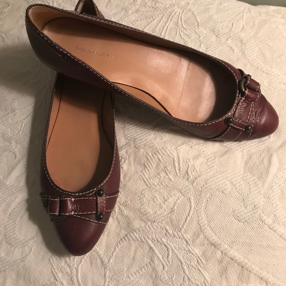 Banana Republic flats